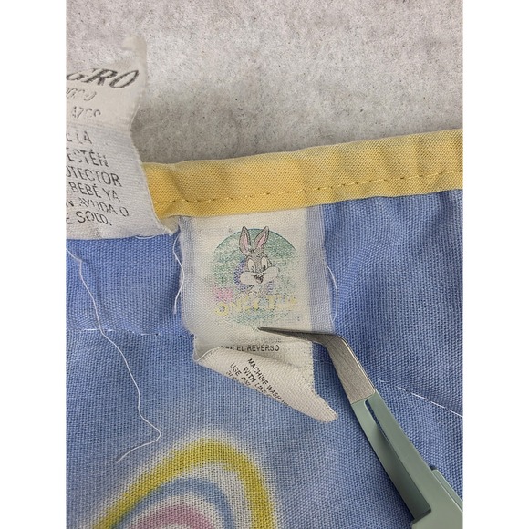 Vintage Baby Looney Tunes Nursery Crib Pad Bugs Tweety Sylvester Headboard Foot - Picture 5 of 8